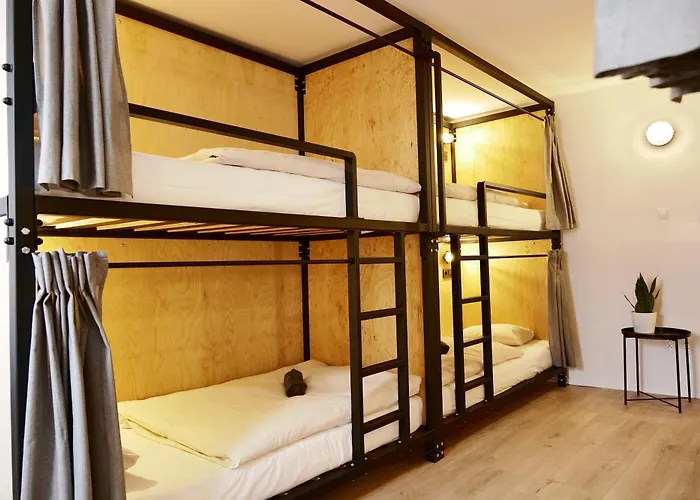 Schoendorf Hostel - Virtual Reception
